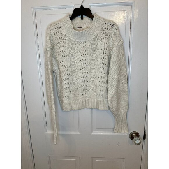 Free People Cream Knit Sweater size XS EUC - Picture 1 of 4